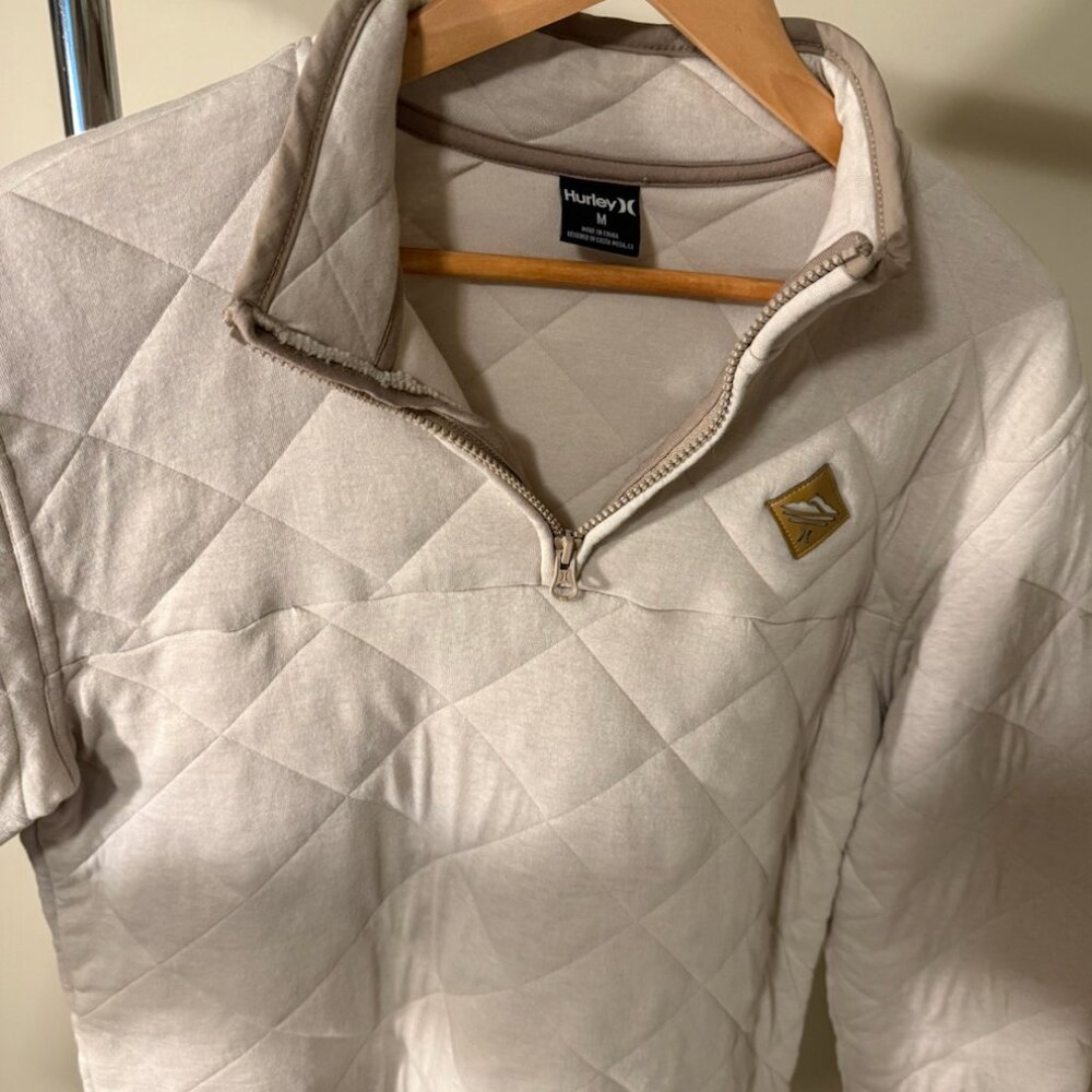Hurley Men's Quarter Zip Quilted Pullover Medium